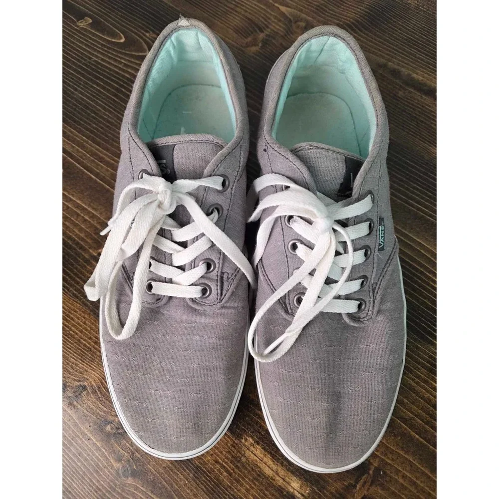 Vans Off The Wall Women's Sneakers Size 9.5 Gray Arrows Lace Up Skate‎ Shoes